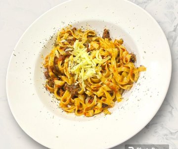 Köfteli Tagliatelle